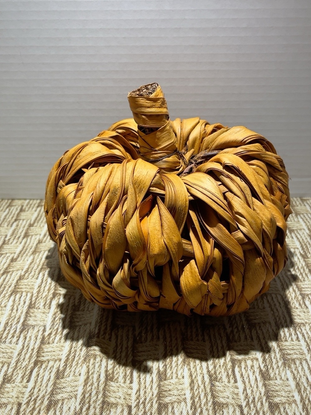 Large Woven Raffia Rattan Pumpkin Fall Harvest Thanksgiving Decor 9”